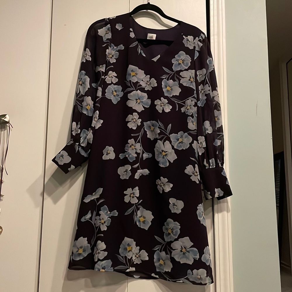 Cabi Ellery Dress Size Small Royal Floral Purple Style 4018 Chiffon Sheath EUC